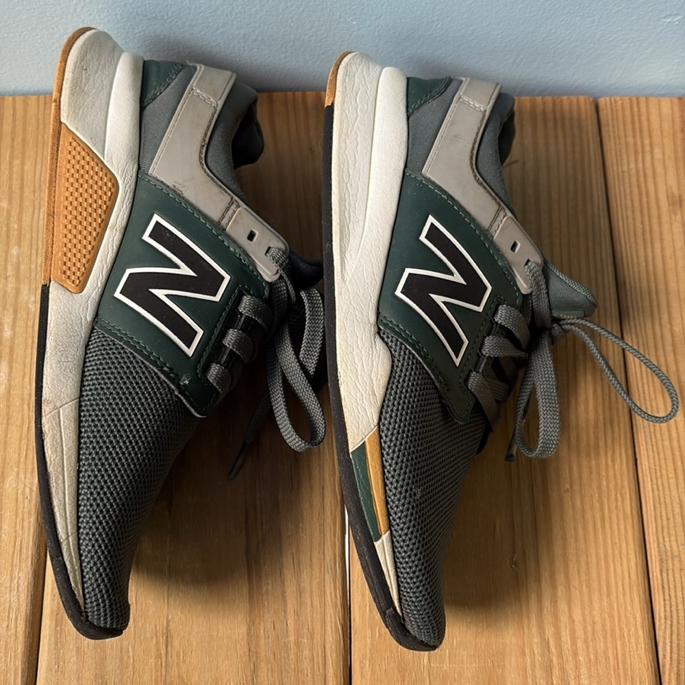 New Balance 247 Classic Peridot Green Women's Athletic Running Sneakers Size 5.5